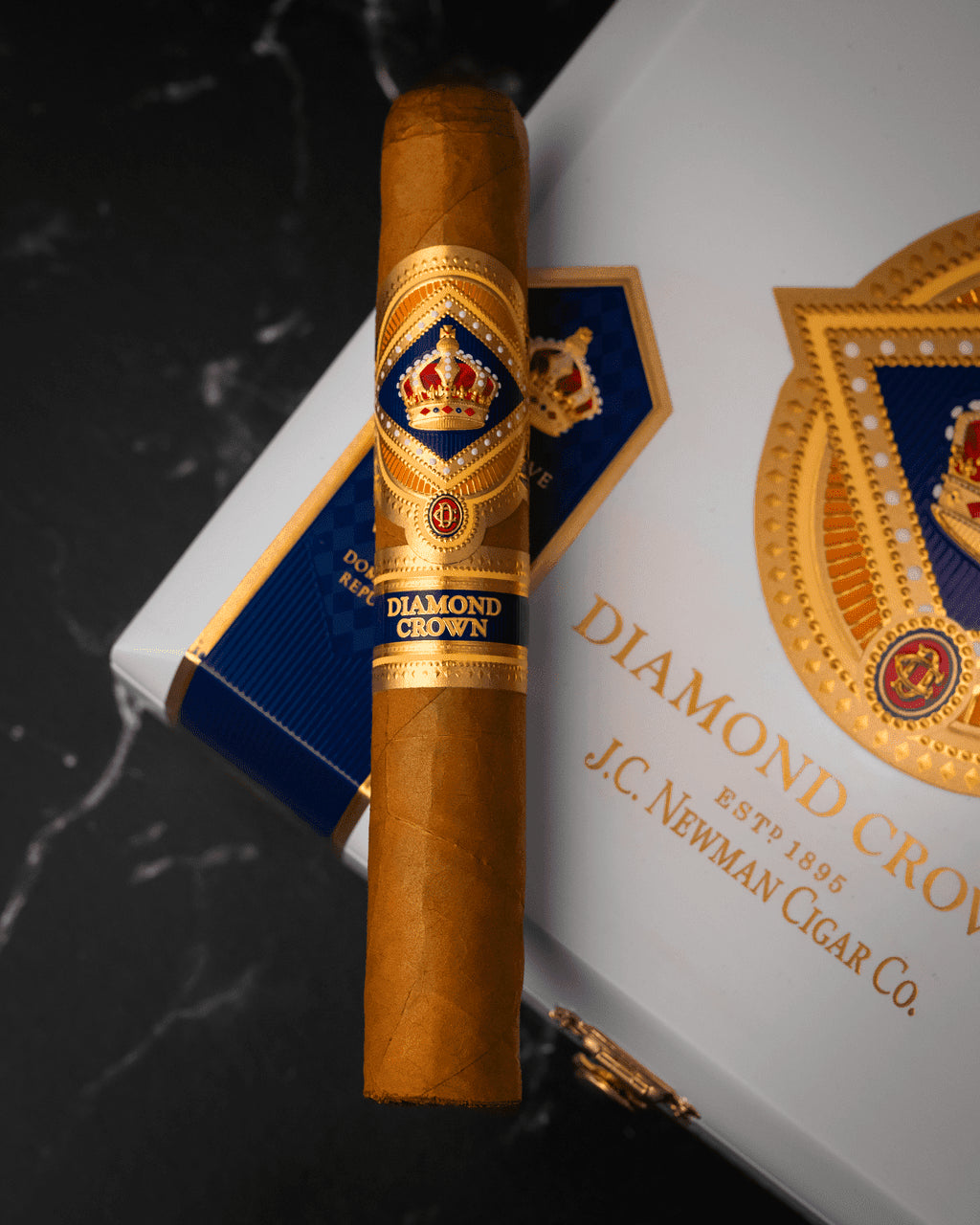 DIAMOND CROWN cigar（12pcs cigars）with box